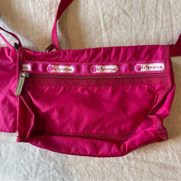 Vintage hot pink Le Sportsac crossbody with pouch - Picture 7 of 7